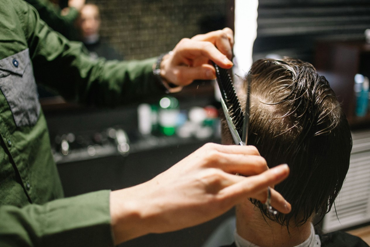 Do Barbers Prefer Washed Hair?